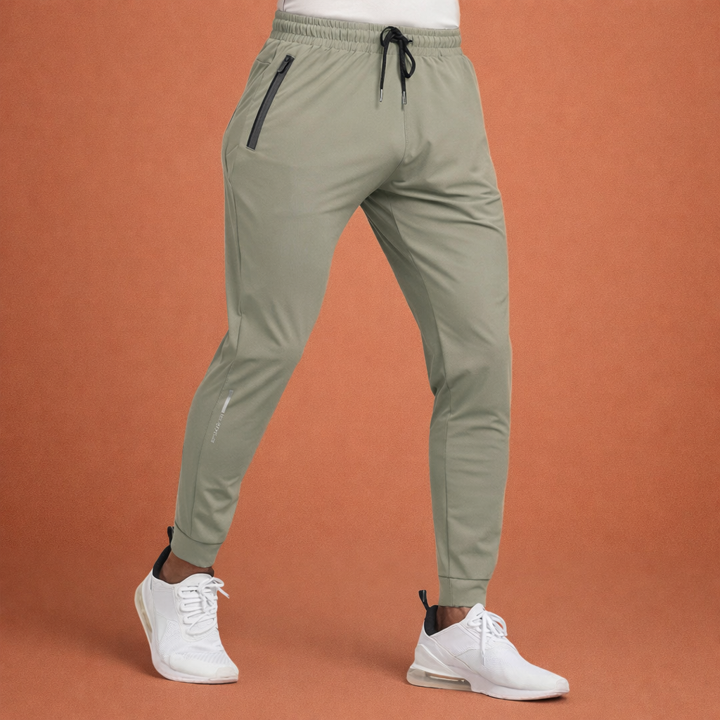 Sporty men's training pants with zip pockets and elastic waistband | Dylan