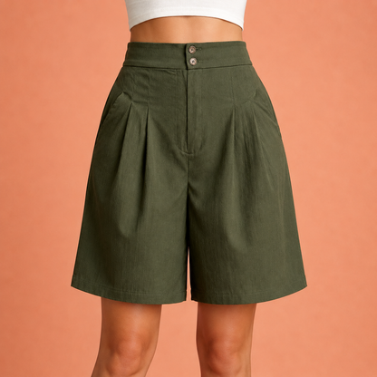Women's cargo shorts with pockets and adjustable waist | Elvara