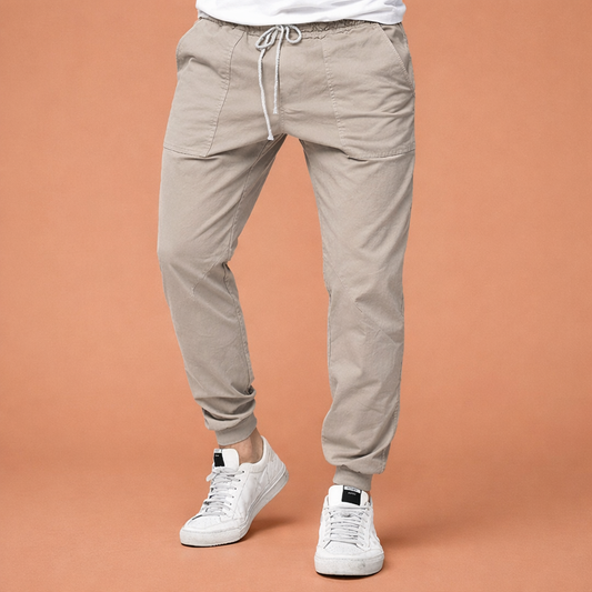 Men's tapered jogger pants with elastic waistband and drawstring | Matteo