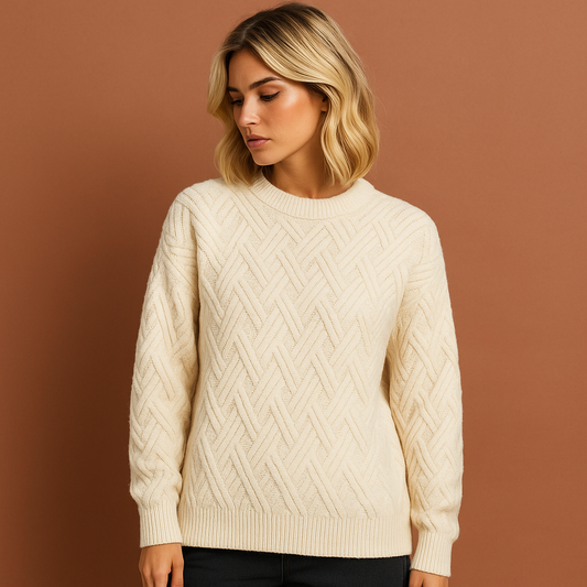 Warm sweater with a stylish fit for women | Eline