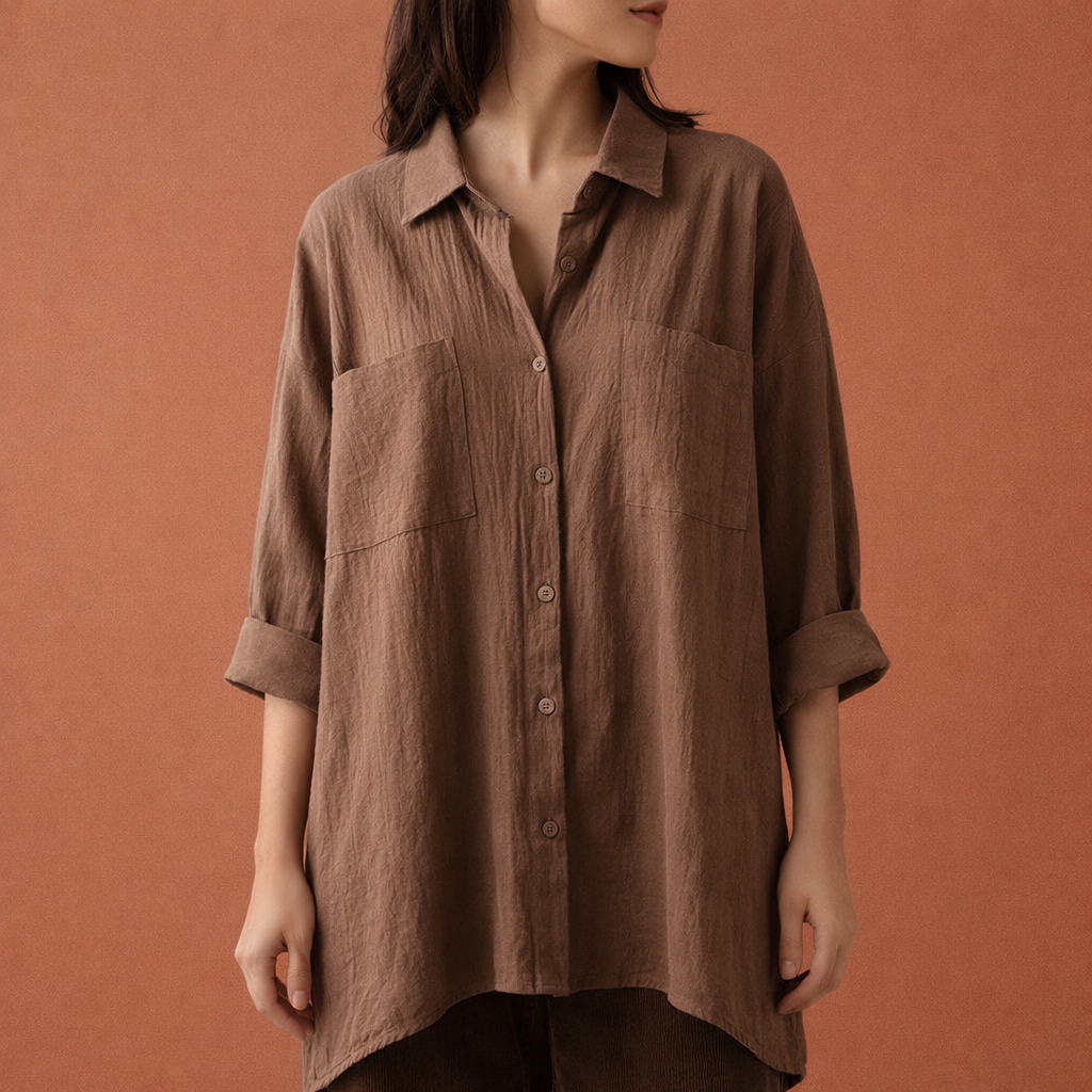 Loose-fitting women's blouse with classic collar and buttons | Inez