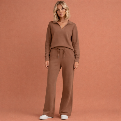 Stylish two-piece set for women with V-neck top | Zelda