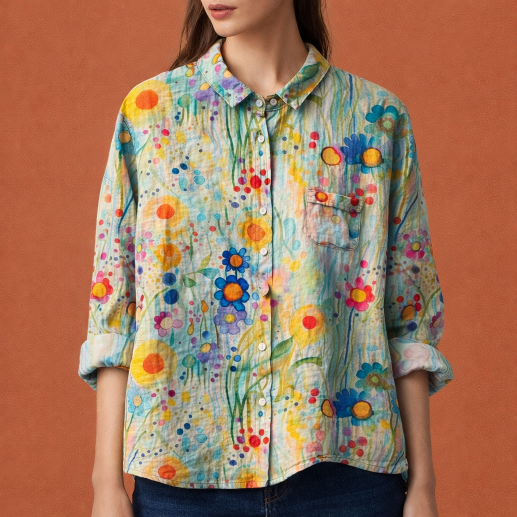 Ladies' blouse with floral print and button detail | Mirena