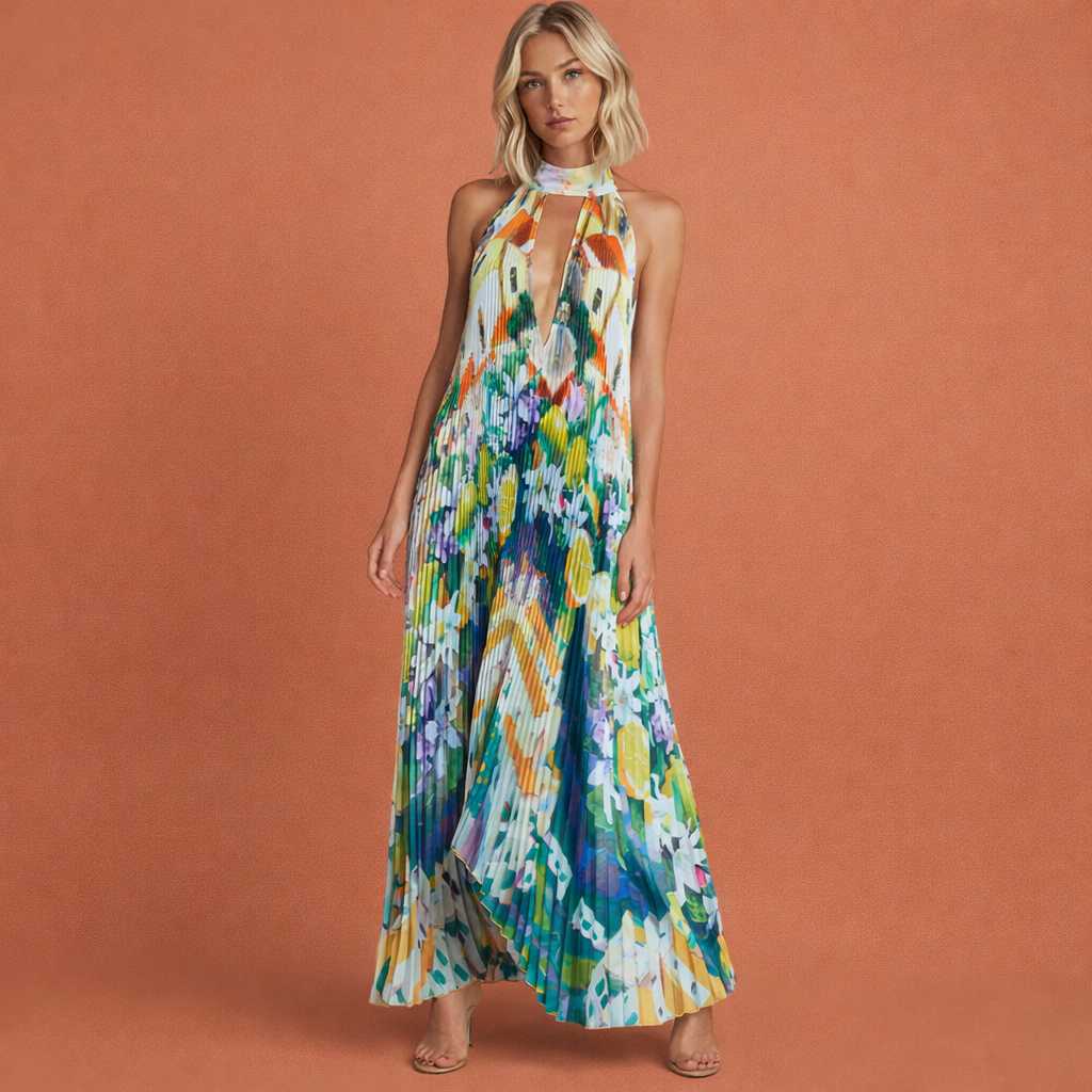 Pleated maxi dress with halter neck and print for women | Amara