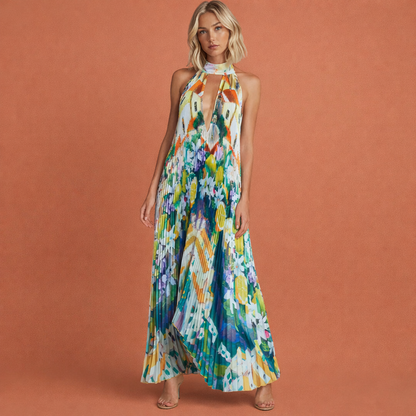 Pleated maxi dress with halter neck and print for women | Amara
