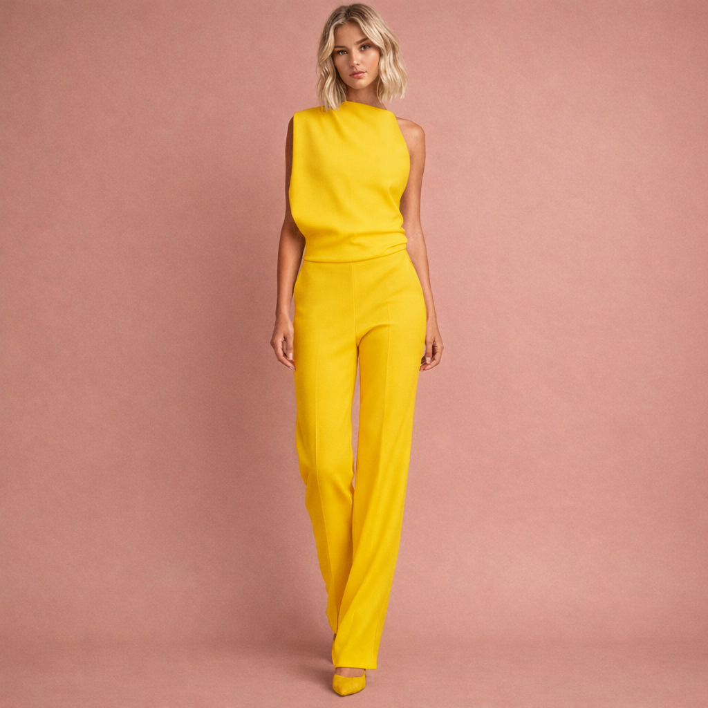 Sleeveless jumpsuit with round neck and wide legs for women | Avelinne