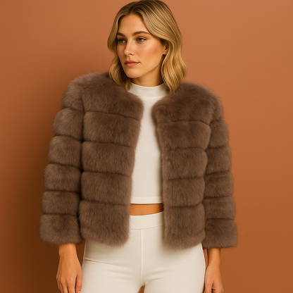 Elegant coat with a luxurious appearance for women | Adelheid
