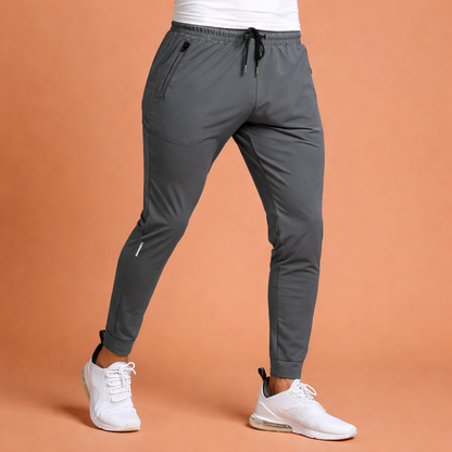 Sporty men's training pants with zip pockets and elastic waistband | Dylan