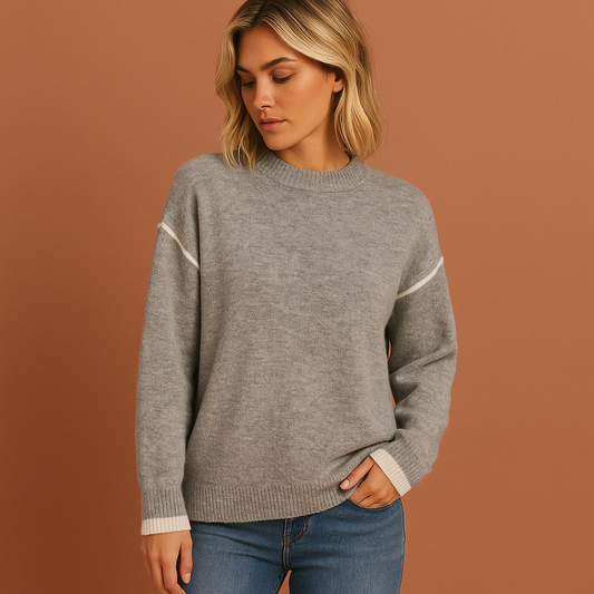 Soft sweater with oversized fit for women | Lina