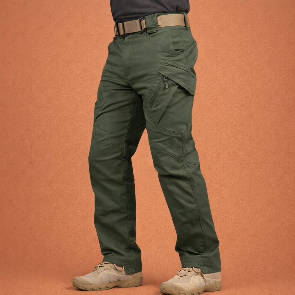 Men's cargo pants with multiple pockets and adjustable waistband | Jorik