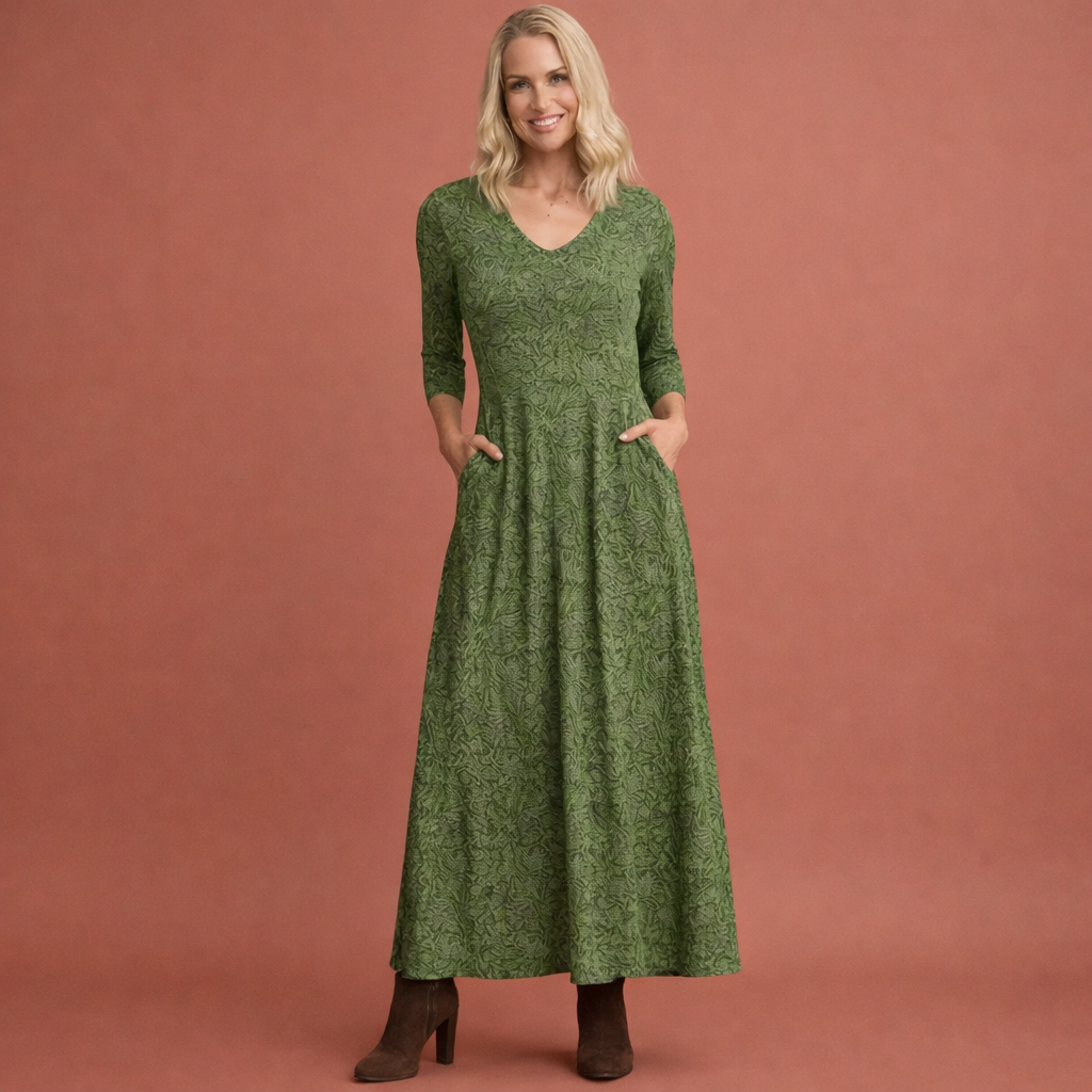 Long dress with retro pattern and V-neck for women | Natalie