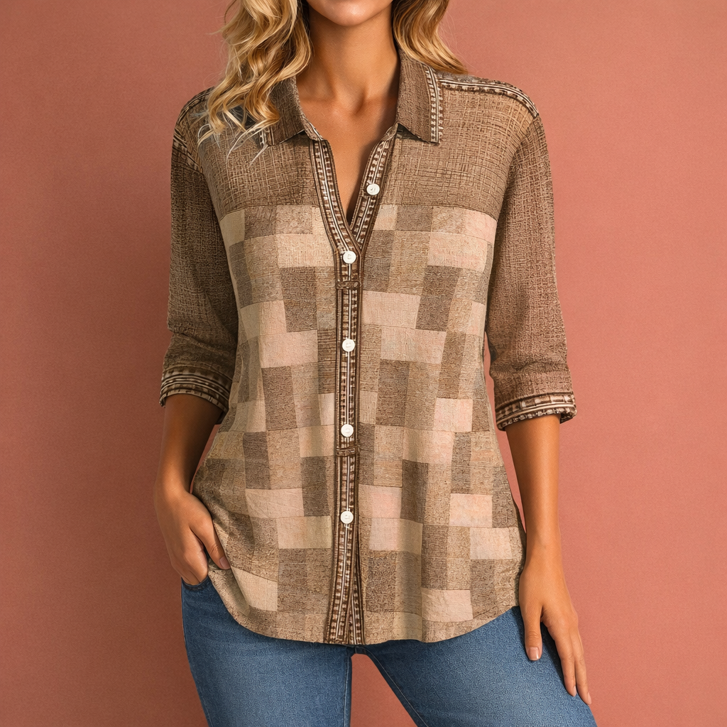 Ladies blouse with checkered pattern and loose fit | Aafke