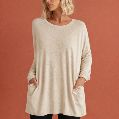 Oversized tunic with pockets for women – comfortable casual long top | Lieke