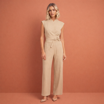 Elegant jumpsuit with V-neck and flattering fit for women | Rosalie