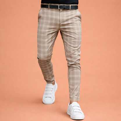 Slim-fit checked trousers for men with straight leg and mid-rise waist | Hendrion