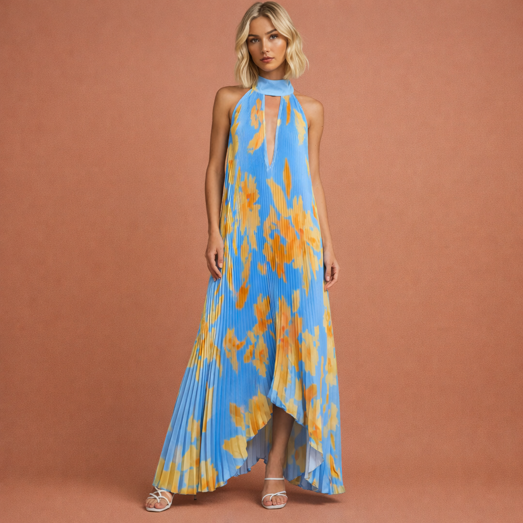 Pleated maxi dress with halter neck and print for women | Amara