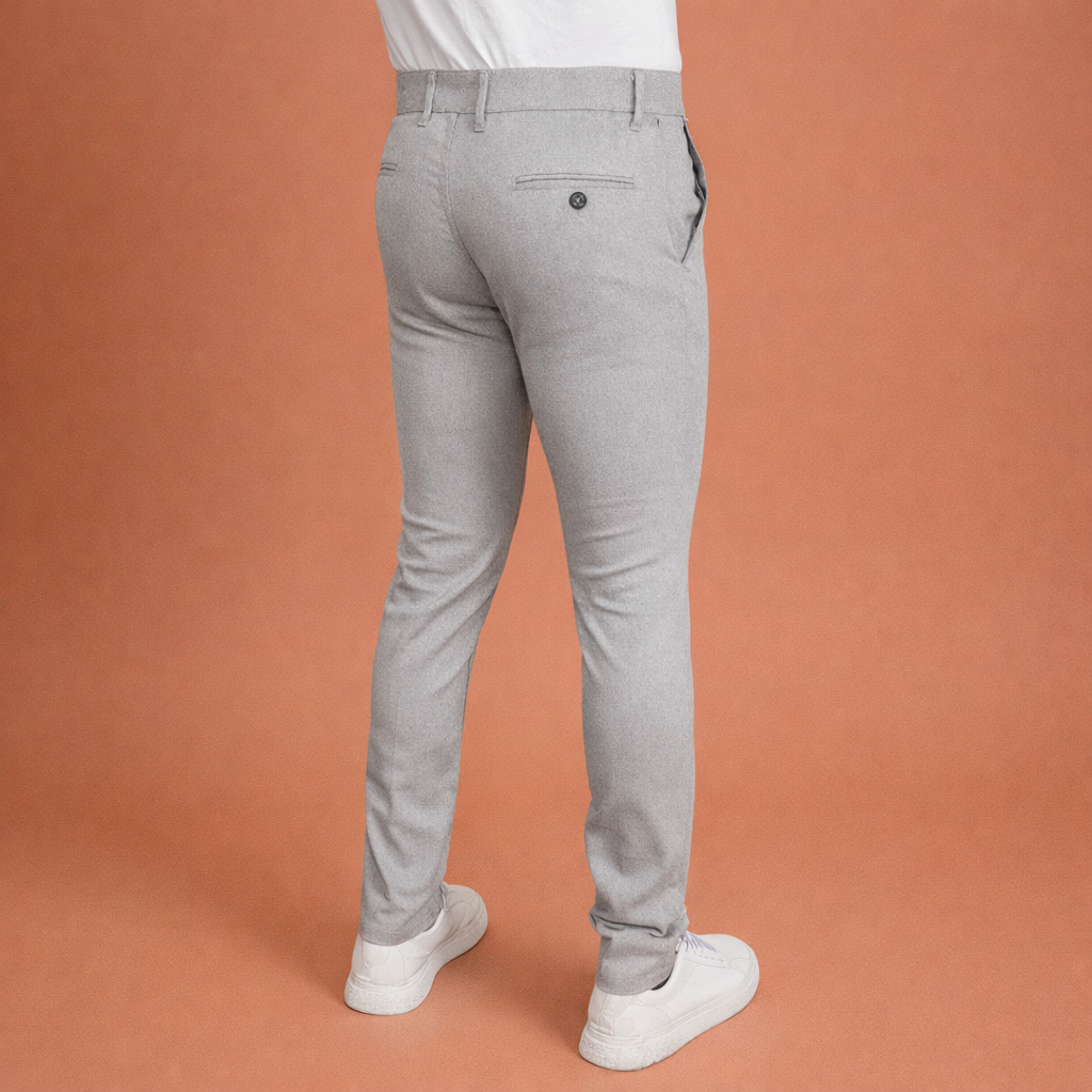 Straight men's trousers with side pockets and classic fit | Olivier