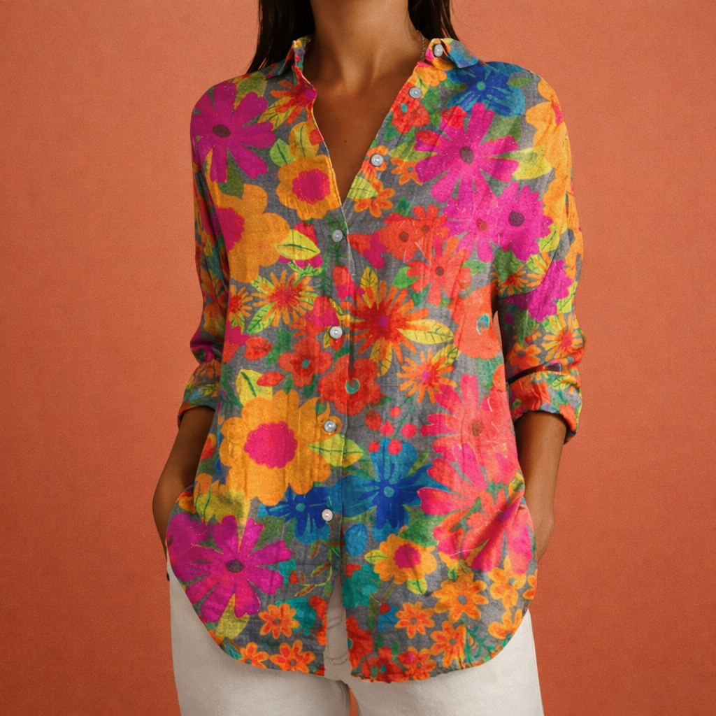 Printed ladies' blouse with classic collar and button closure | Yvonne