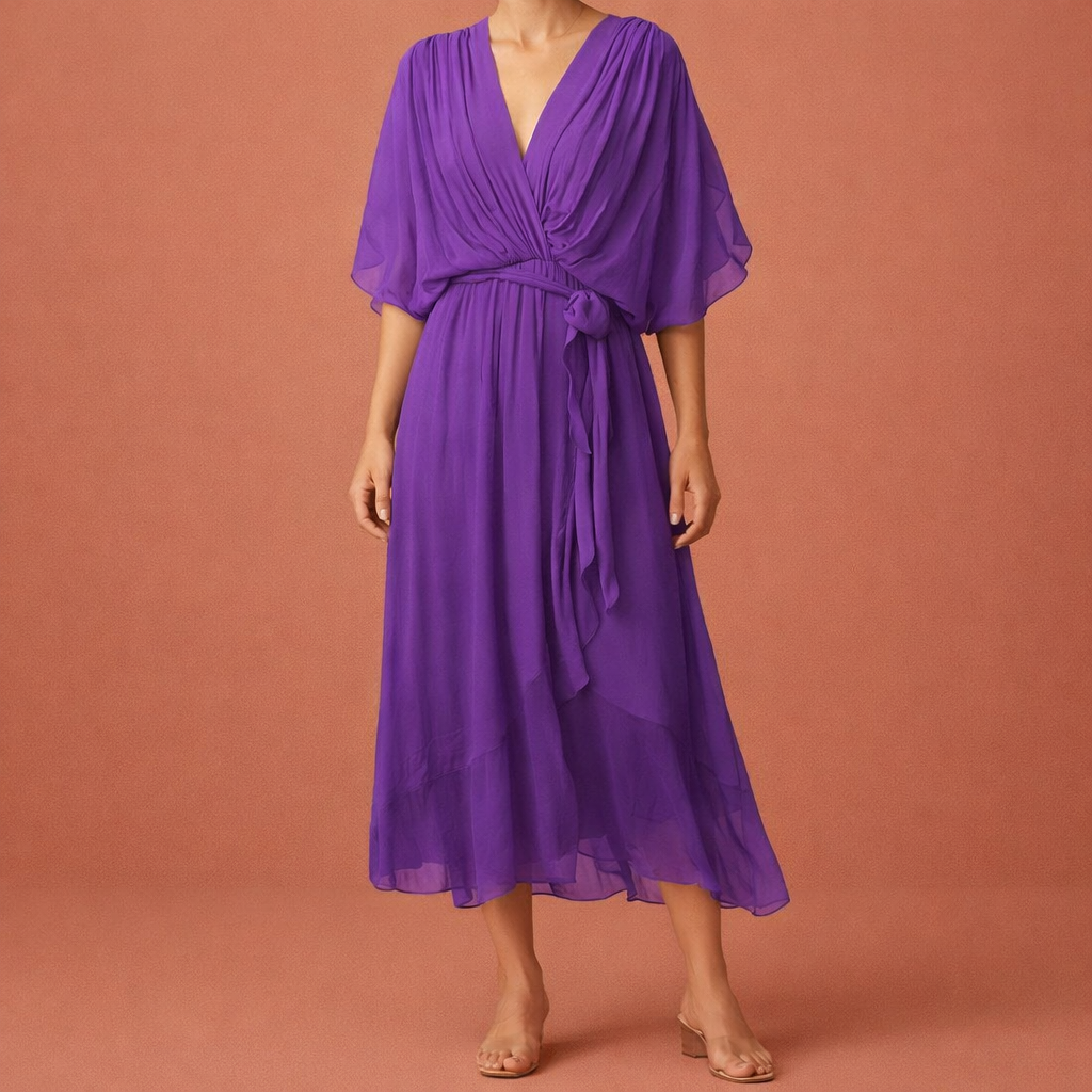 Elegant maxi dress with V-neck and flattering fit for women | Amara
