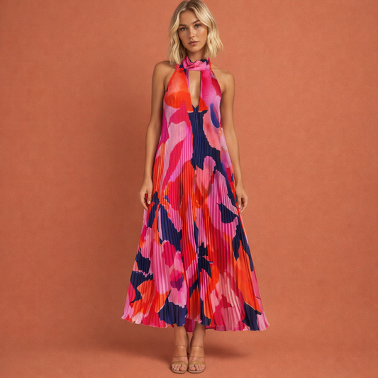 Pleated maxi dress with halter neck and print for women | Amara