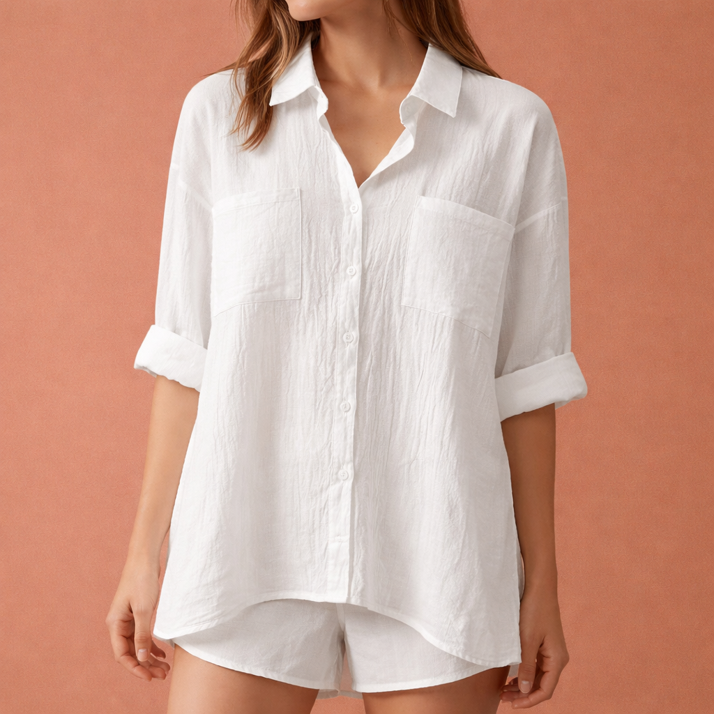 Loose-fitting women's blouse with classic collar and buttons | Inez