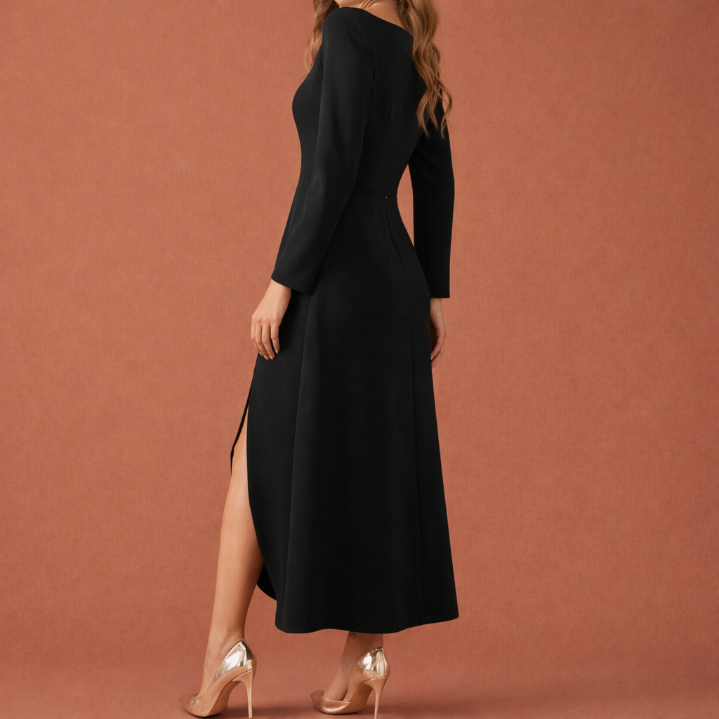 Maxi dress with asymmetrical design and V-neck for women | Catarina