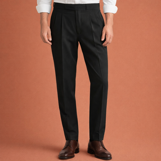 Men's high-waist pants with adjustable buckle and straight legs | Hendrik